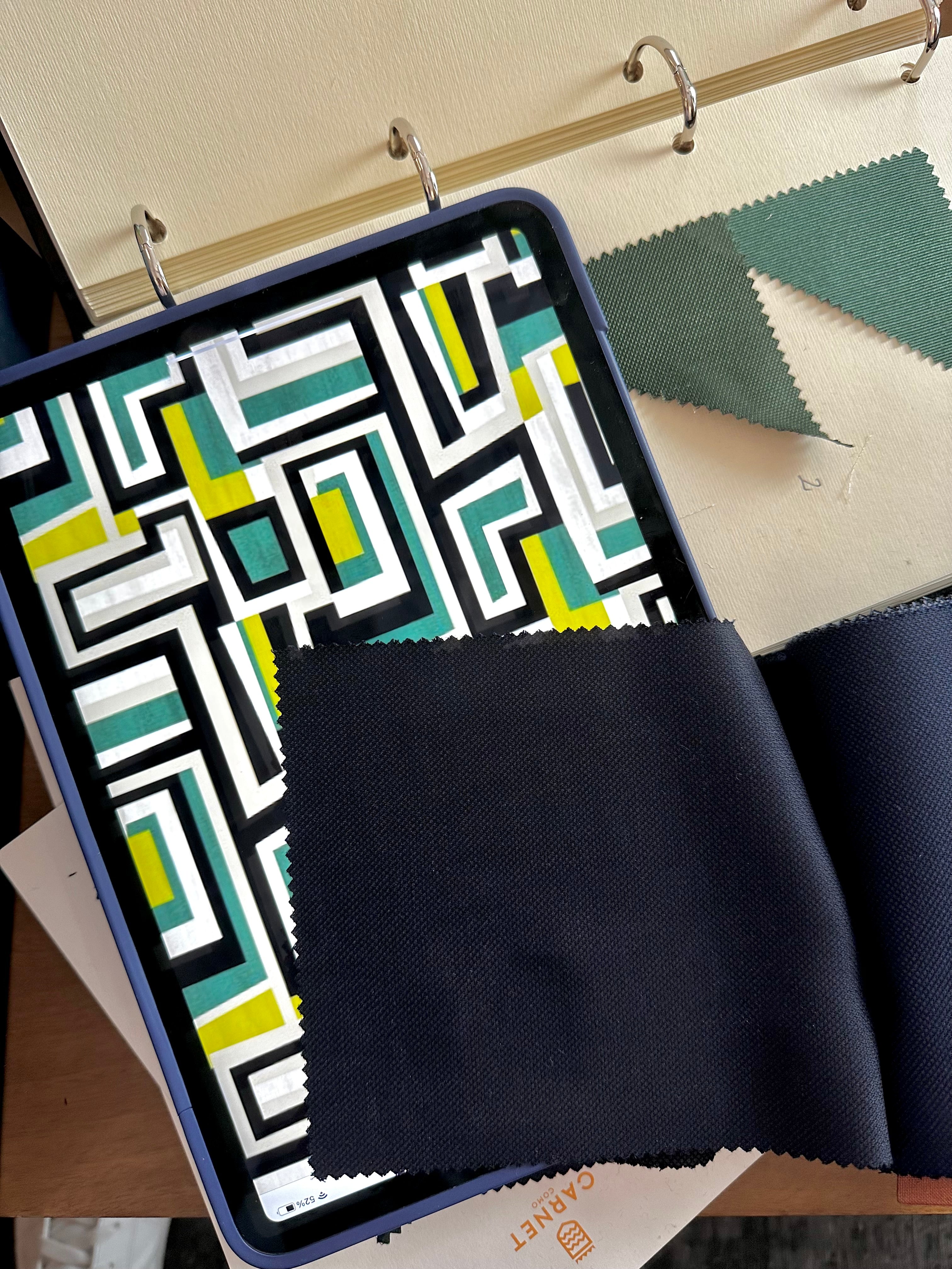 jacket-silk-lining-made-in-como-with-geometric-pattern-on-a-loro-piana-fabric-bunch