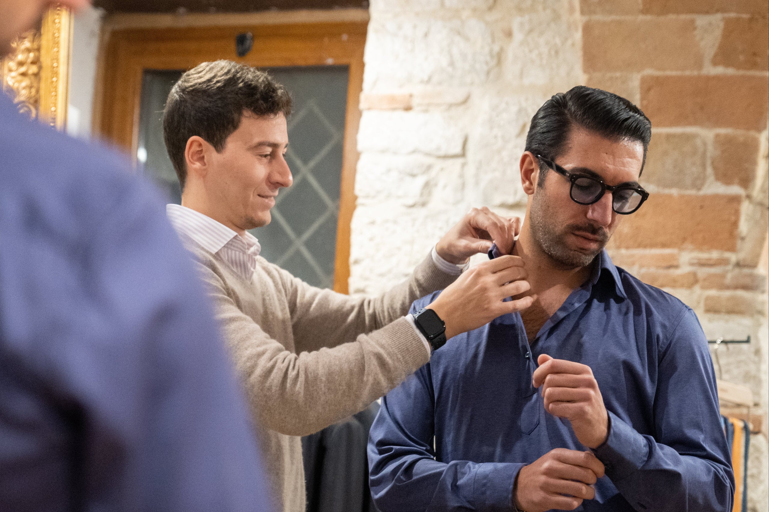 personal-stylist-and-a-customer-in-caprice-bespoke-atelier